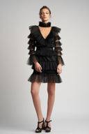 Rochie mini neagra cu volane din tull si decolteu adanc