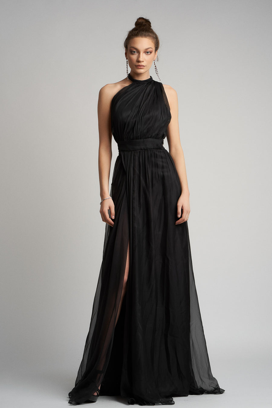 Rochie maxi din matase cu un umar gol