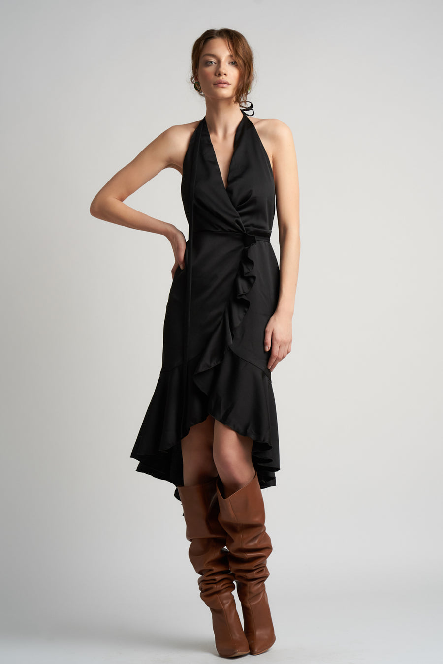 Rochie midi petrecuta cu volane
