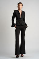 Costum elegant  cu sacou petrecut si pantaloni evazati