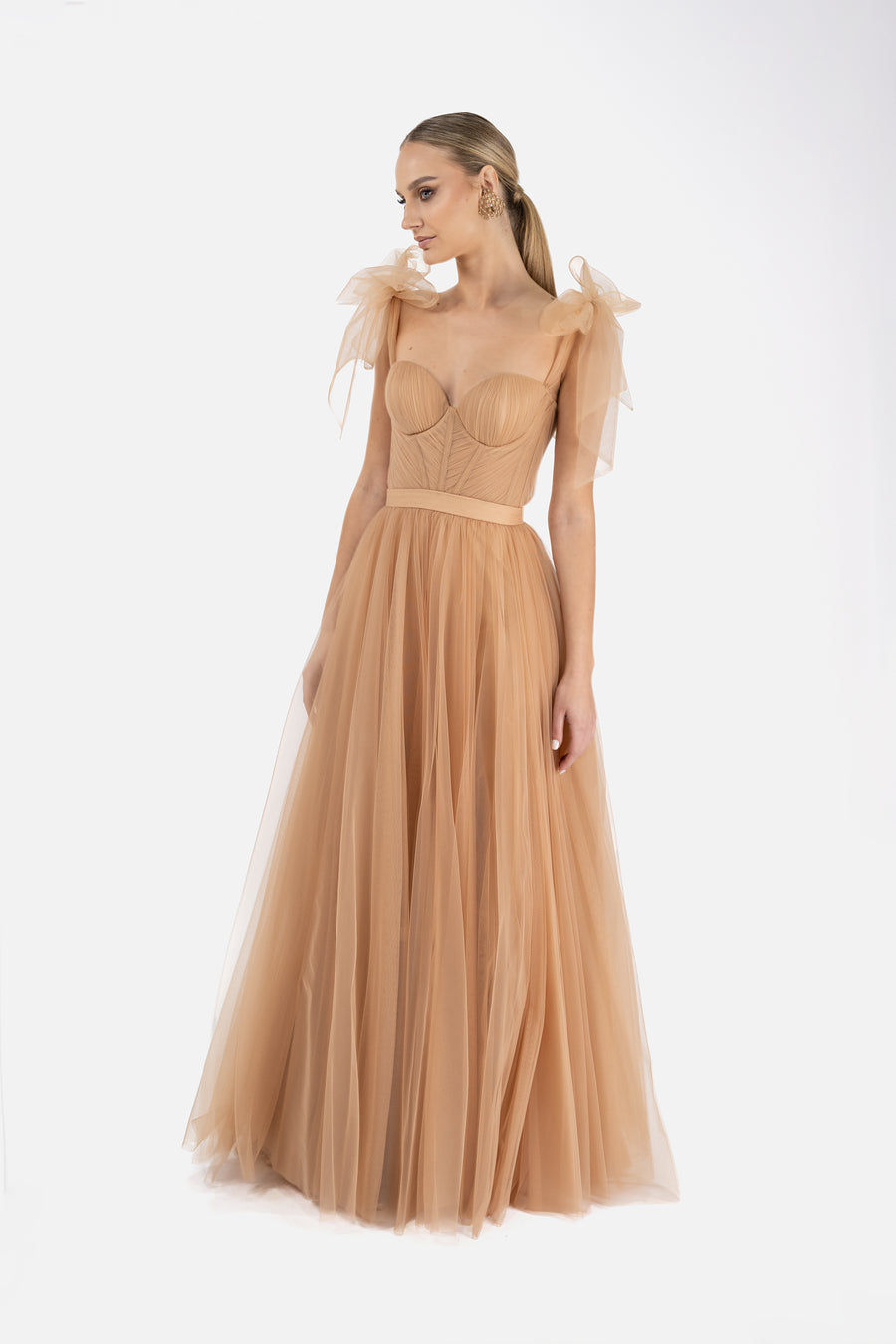 Rochie lunga din tulle cu bretele funda
