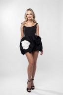 Rochie mini neagra cu floare alba