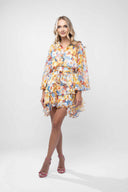 Rochie din matase cu imprimeu floral pastel si volane asimetrice