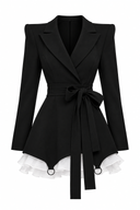 Rochie sacou neagra cu volan din matase si semi-portjartier