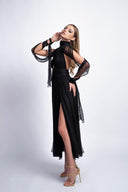 Rochie midi cu slit si esarfe tip capa