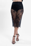 Fusta dantela conica cu betelie cu design feminin, croiala moderna si detalii statement Monarh Design