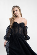 Rochie midi din dantela cu maneci bufante si volane din tulle