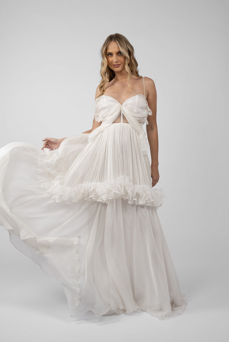 Rochie lunga din voal de matase cu bust fluture