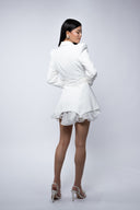 Sacou stil rochie Ringoux White cu umeri sculpturali