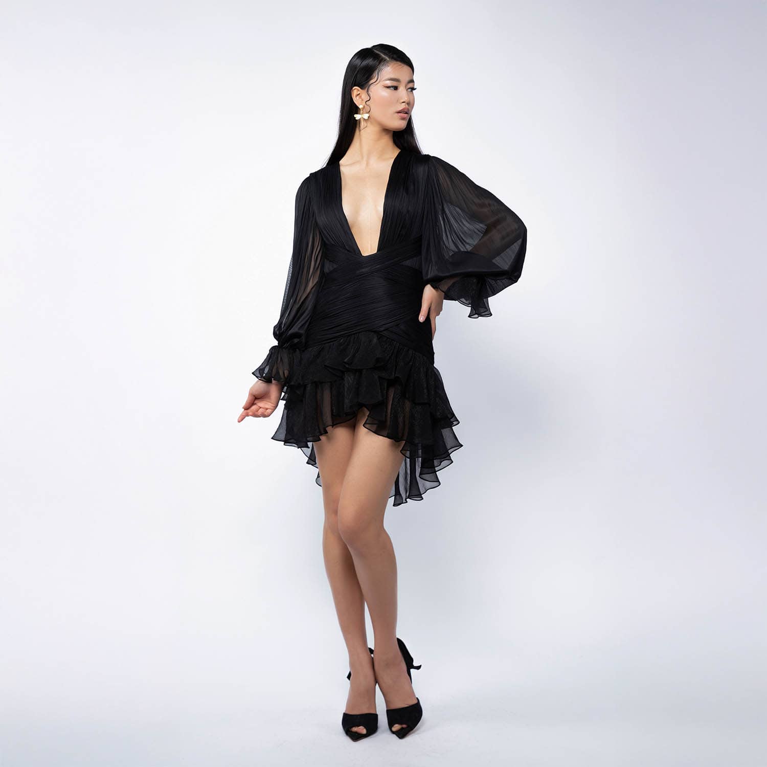 Rochie de mătase cu decolteu adânc