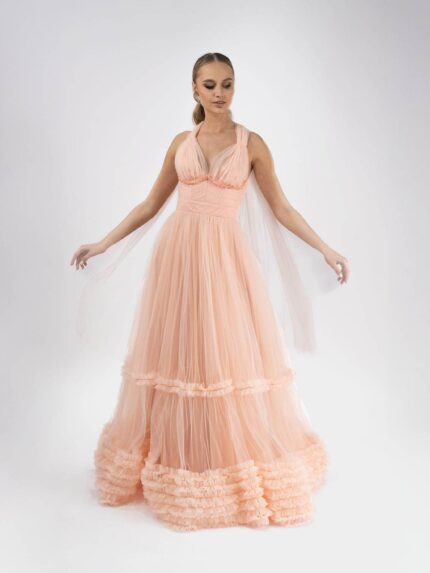 Rochie lunga din tulle cu volane suprapuse