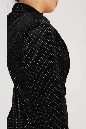 Costum elegant cu detalii strălucitoare - imagine 2