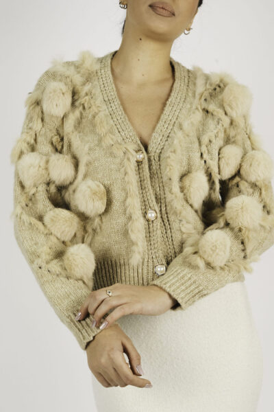 Pulover tricotat din lana cu blana naturala și detalii perlate - imagine 4