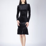 Rochie midi din catifea