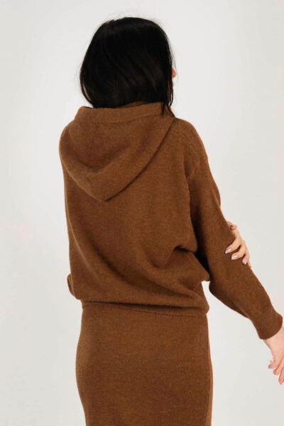 Set tricotat  fusta și hanorac maro din lana - imagine 5