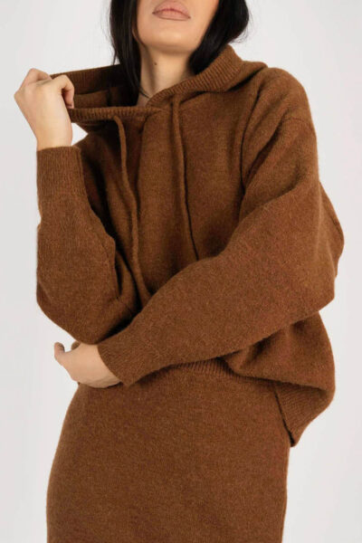 Set tricotat  fusta și hanorac maro din lana - imagine 4