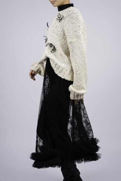 Pulover cu accesorii tip fluturi brodati si perle - imagine 6