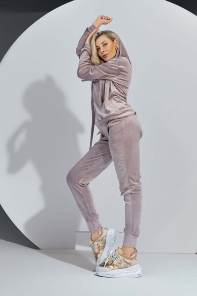 Trening din catifea cu gluga Plum Jolie Divas