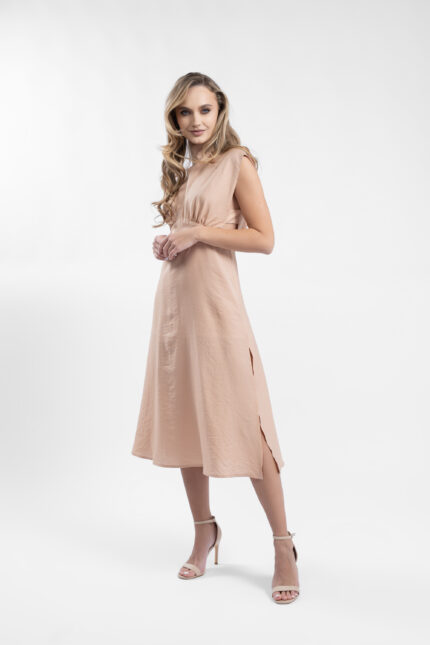Rochie midi cu decupaje si guler inalt