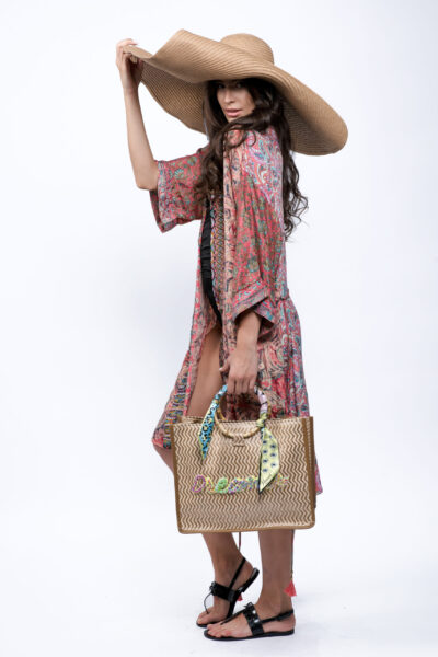 Geanta din rafie cu broderie si accesorii manuale - imagine 3