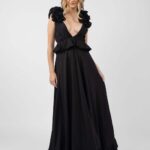 Rochie lunga cu decupaje si volane Black