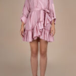 Rochie petrecuta cu mansete late si volan Pink