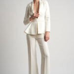 Pantalon cu croiala dreapta si dunga frontala