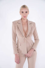 Sacou  cu pene pe rever