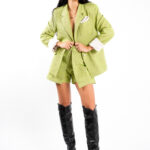 Pantaloni scurti tip fusta verde lime