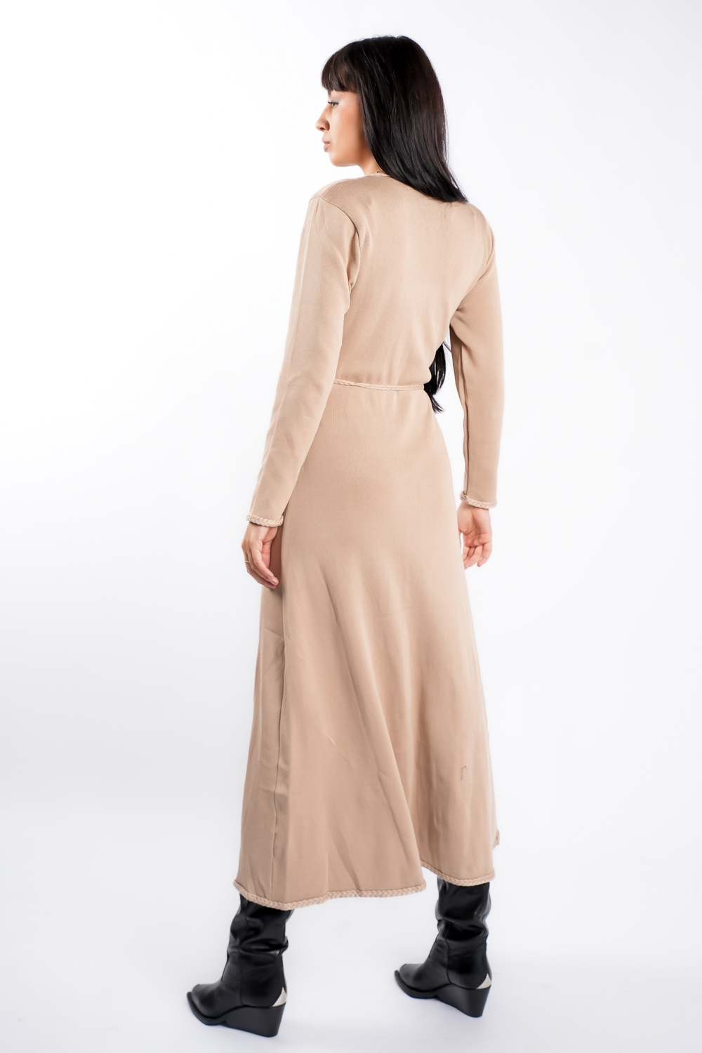 DSC04604 Rochie Beige cu nasturi aurii si cordon impletit - imagine 3