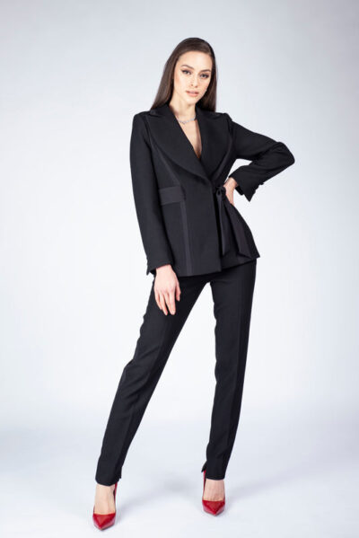 Sacou negru cambrat cu detalii de satin - imagine 3