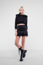 Hanorac cropped cu aplicatii - imagine 3