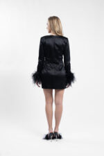 Rochie mini neagra cu maneci lungi si pene - imagine 6