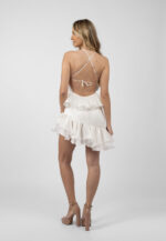 Rochie scurta alba cu volane si spate gol din matase - imagine 2