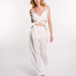 Top fluture din in cu detalii innodate