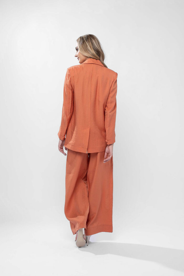 Costum cu pantalon si sacou lejer - imagine 5