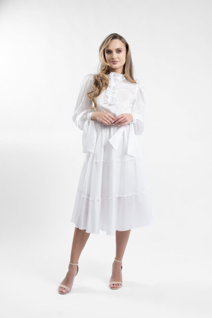 Rochie midi alba cu volane si guler inalt