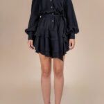 Rochie scurta cu volane din in Black