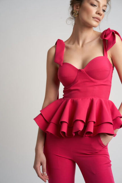 Compleu cu volane arhitecturale - imagine 5