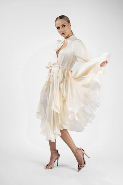 Rochie din matase cu decupaje la maneci - imagine 2