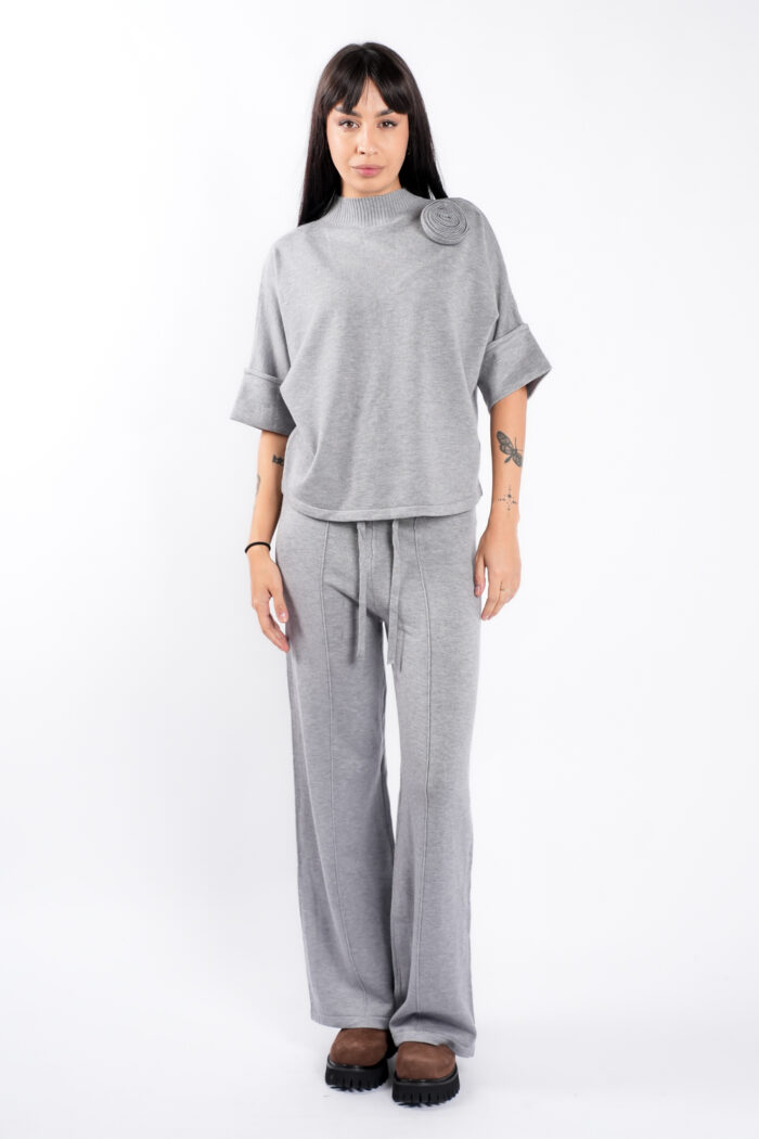 Compleu Grey cu accesoriu deatasabil - imagine 2