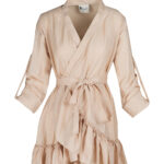 Rochie petrecuta cu mansete late si volan