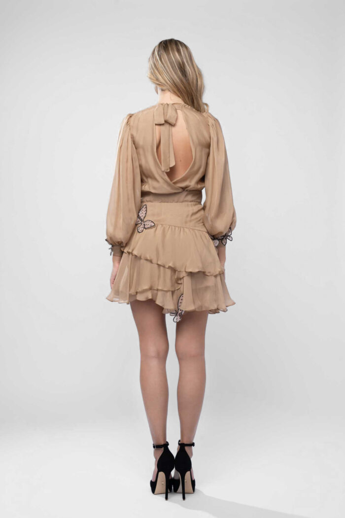 Rochie cu volane si fluturi aplicati - imagine 4