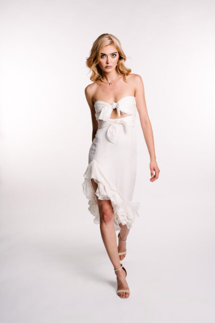 Rochie din in asimetrica cu prindere la bust